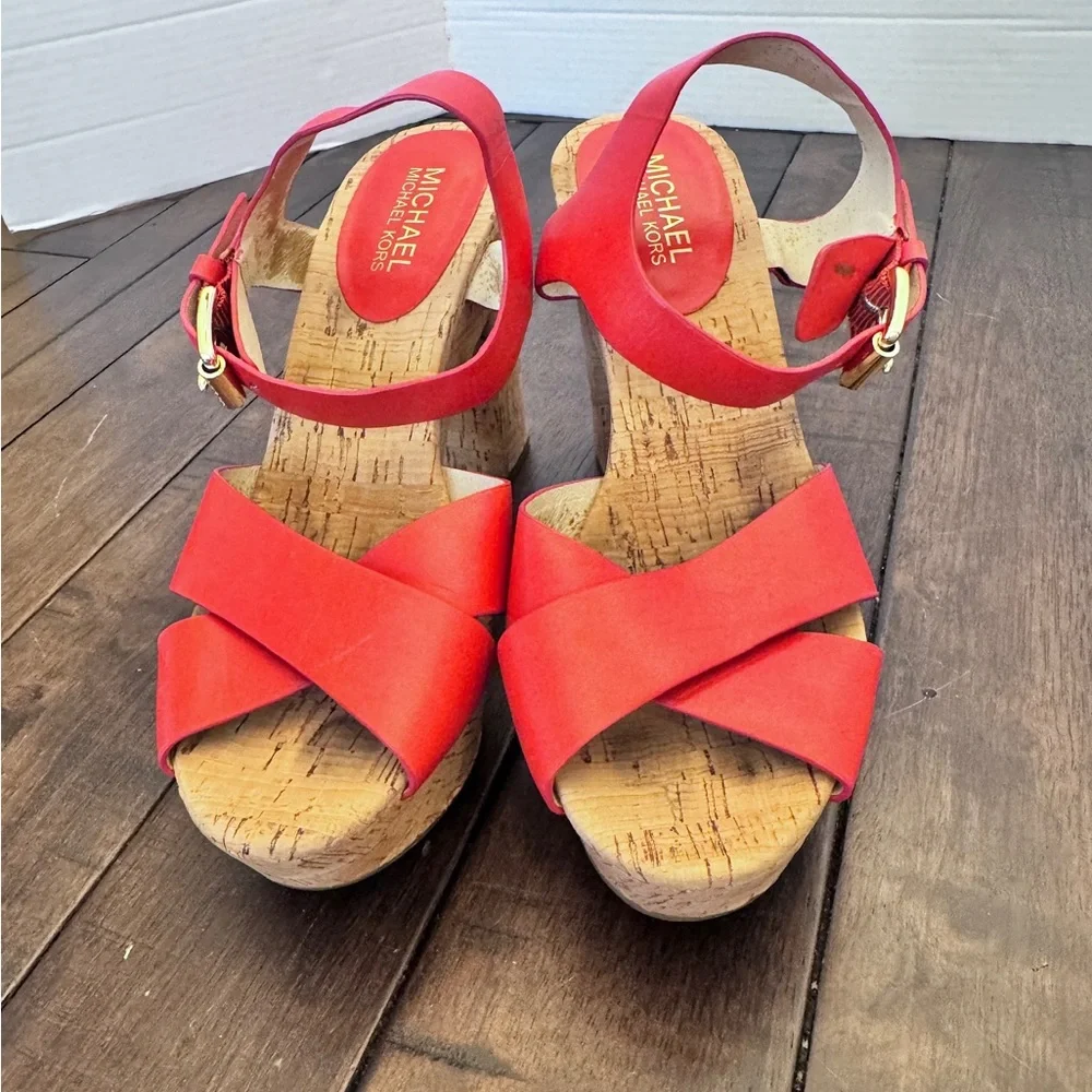 MICHAEL Michael Kors Natalia Platform Mandarin Sandal Open Toe Size 7.5 M Cork